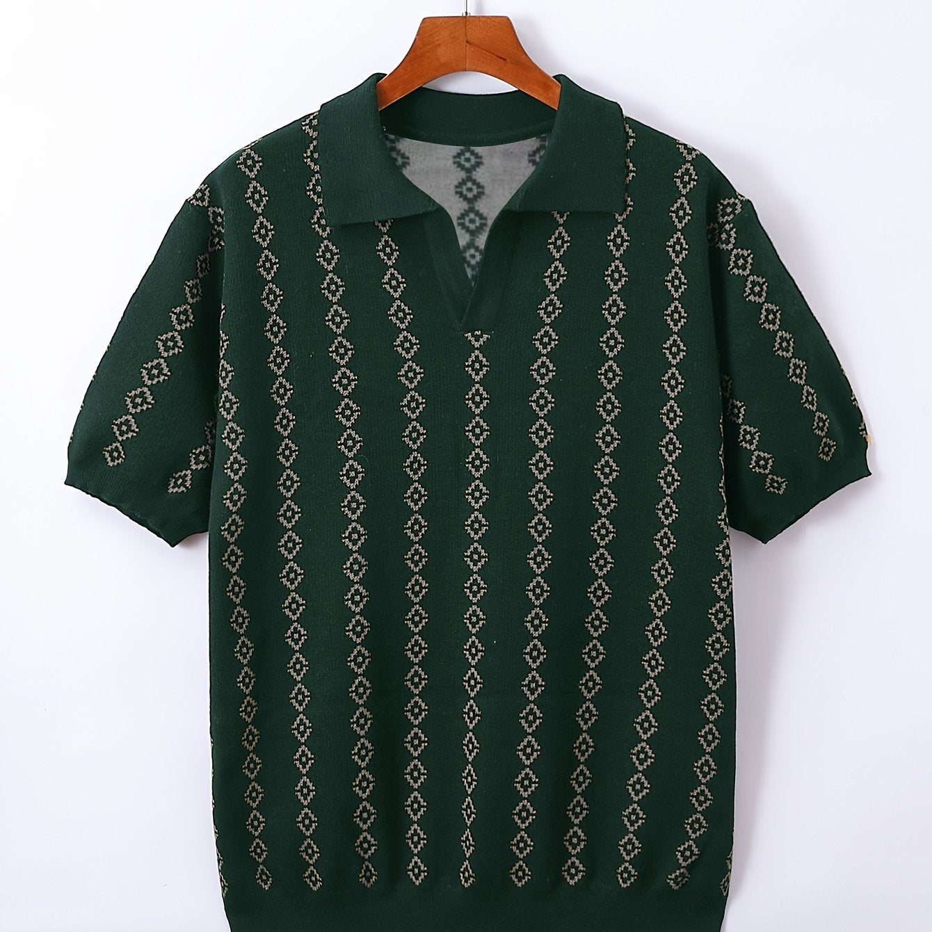 King's Heir V-Neck Lapel