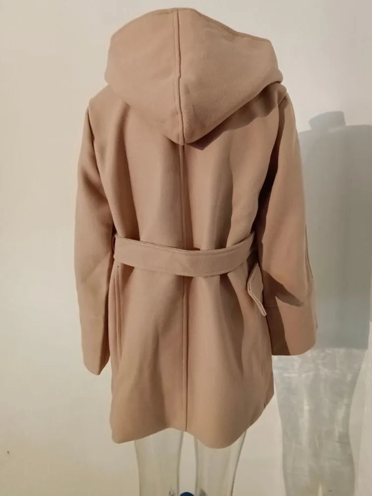 Elira – Wool coat with hood