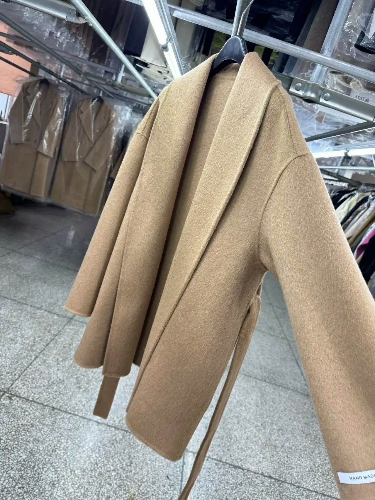 Serenya – Handmade wool and cashmere coat