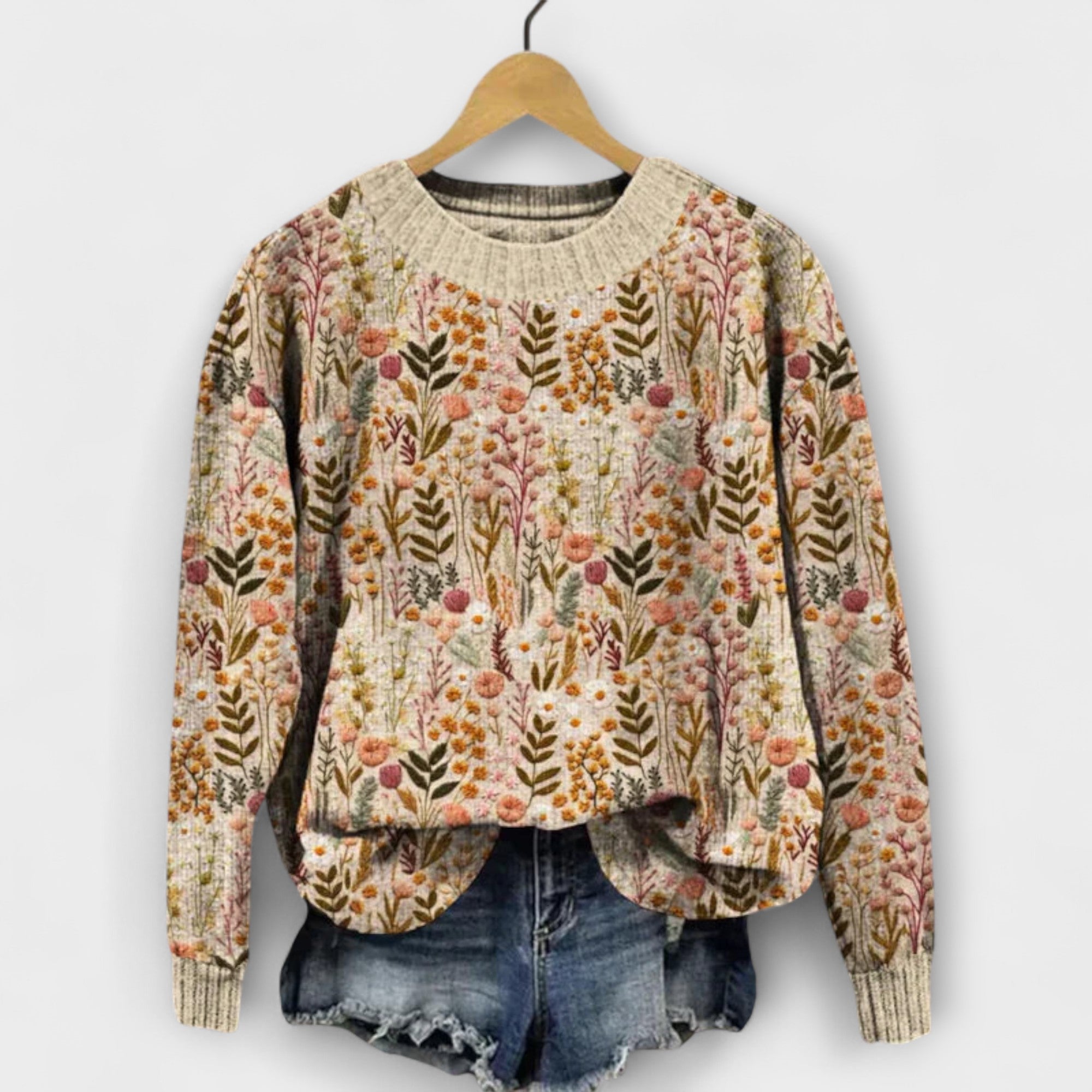 AMINA | ELEGANT FLORAL SWEATER