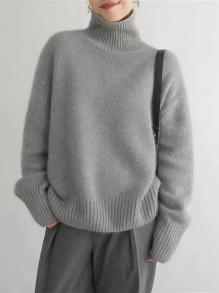 Isabella - Turtleneck