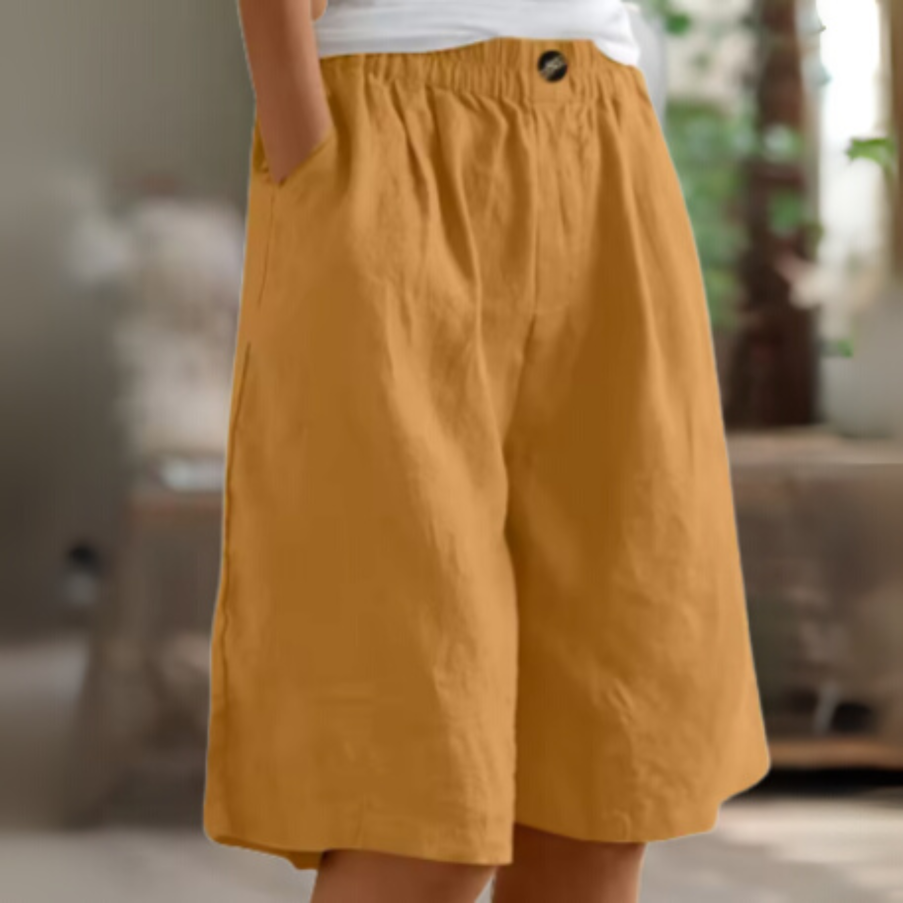 Carmella – Loose shorts for leisure