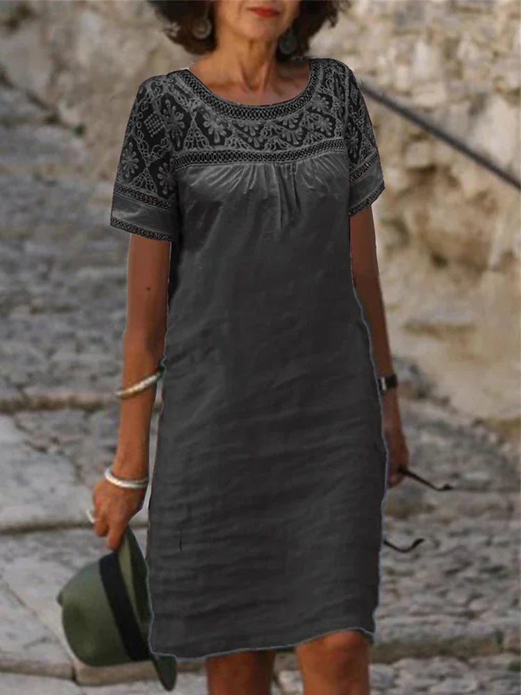 Solène | Lace Dress with Timeless Elegance