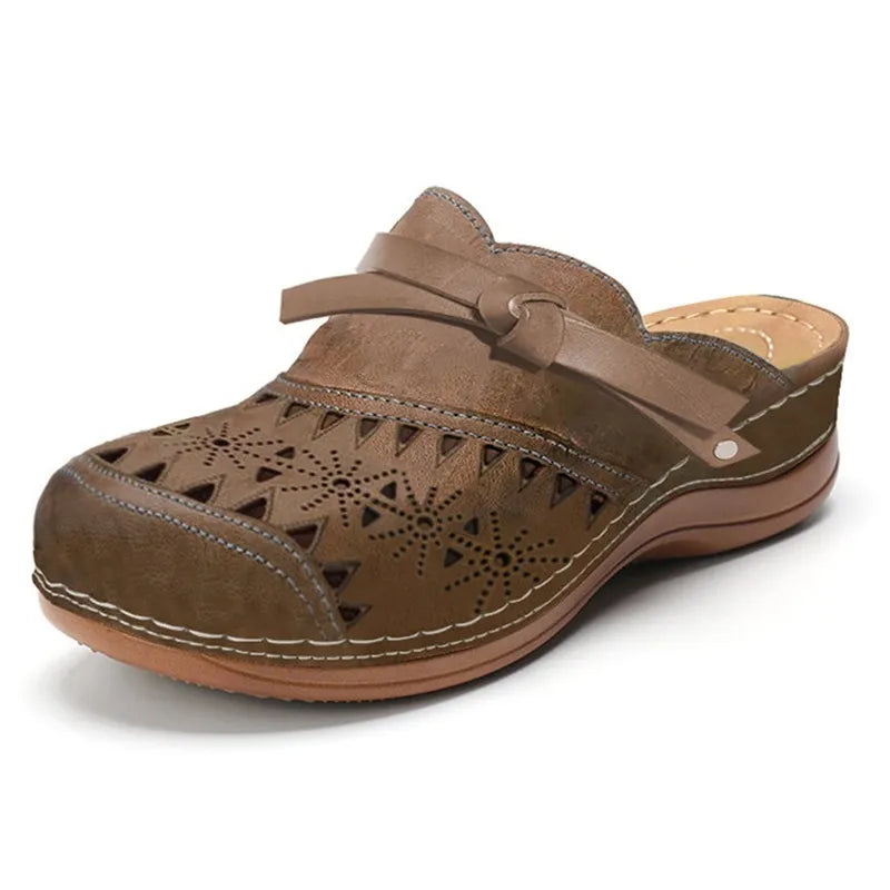 Élodie™ | Perforated Summer Clogs